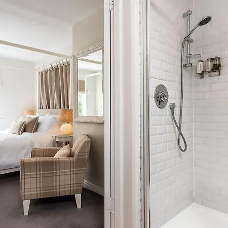 Casa de Férias Eden Mews Townhouse In The Heart Of